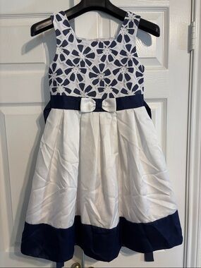 Jona Michelle Navy and White Floral Lace Bodice Party Dress